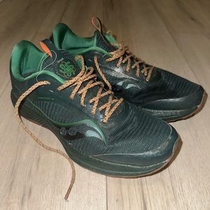 Men’s size 8.5 shoe